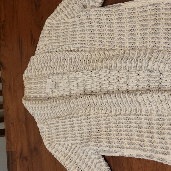 Chicos shawl collar cardigan sweater, size 00, Chicos size chart 0/2-XS - Picture 6 of 8